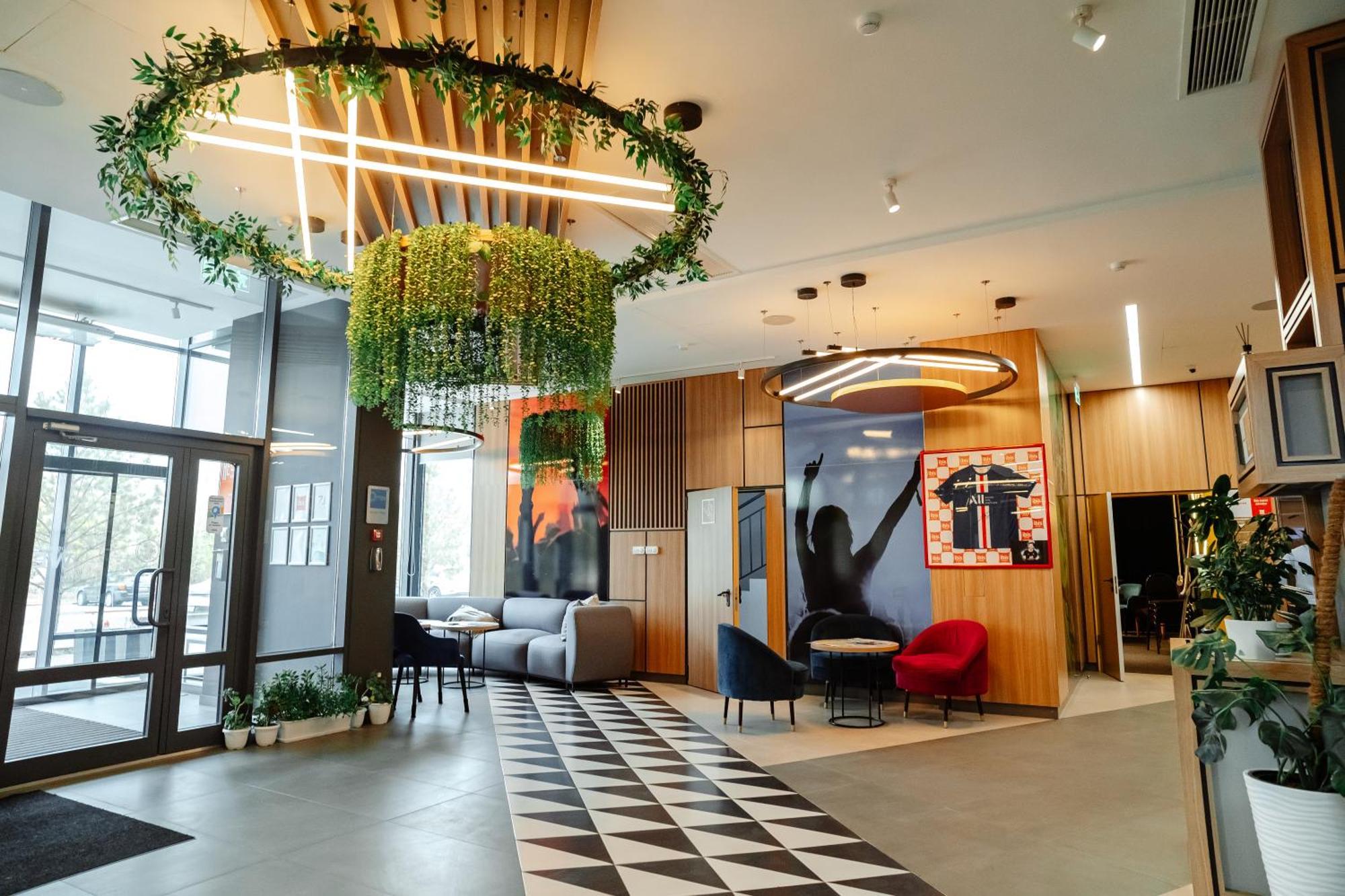 Ibis Aktobe Otel Dış mekan fotoğraf